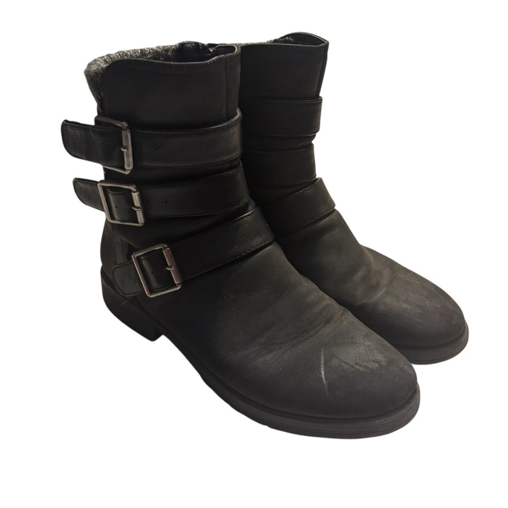 XOXO Moto Boots Size 8.5 Black Triple Buckle Belissa Faux Leather Wool lined